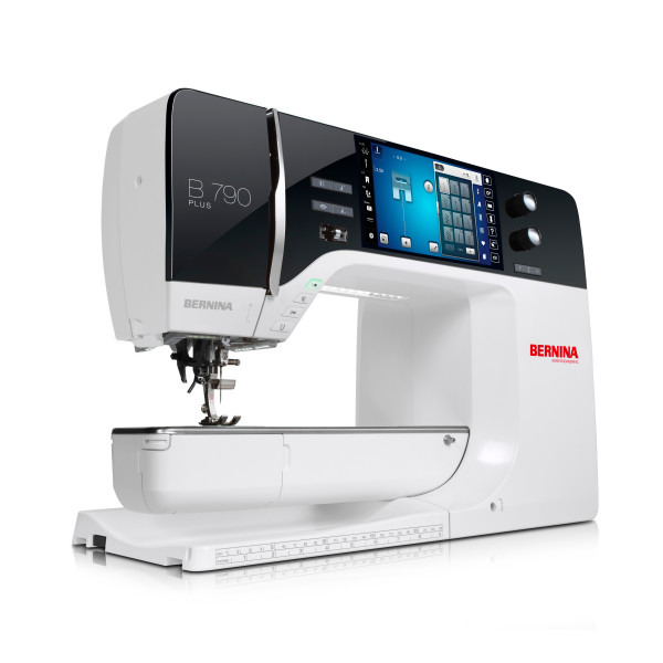 BERNINA 790 Plus