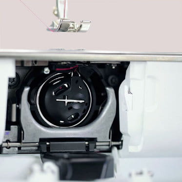 BERNINA-B735-Caratteristiche-Fluester-silenzioso-e-flashy